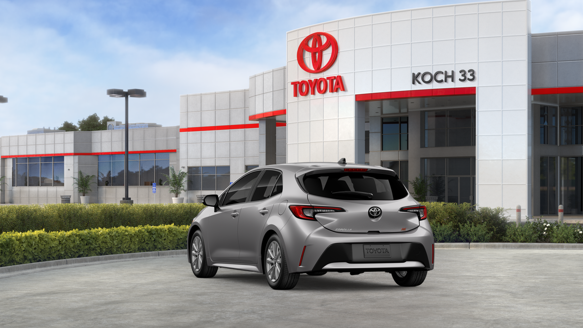 2027 Toyota Corolla Hatchback SE